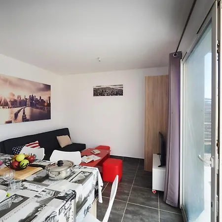 Holiday home Les De La Galaure En Option